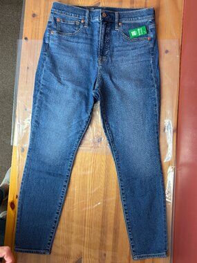 GAP True Skinny High Rise 31/12 SHORT Jeans